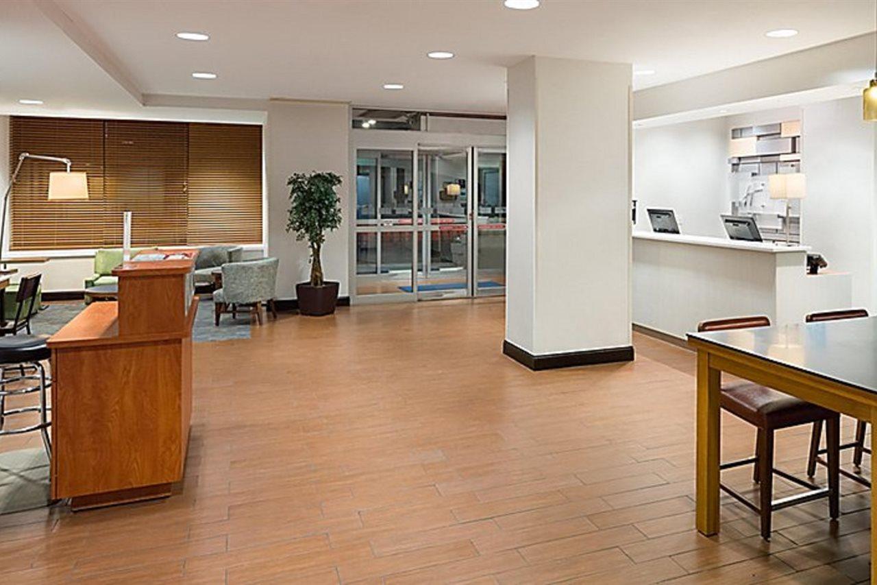 Holiday Inn Express - Times Square By Ihg Нью-Йорк Экстерьер фото